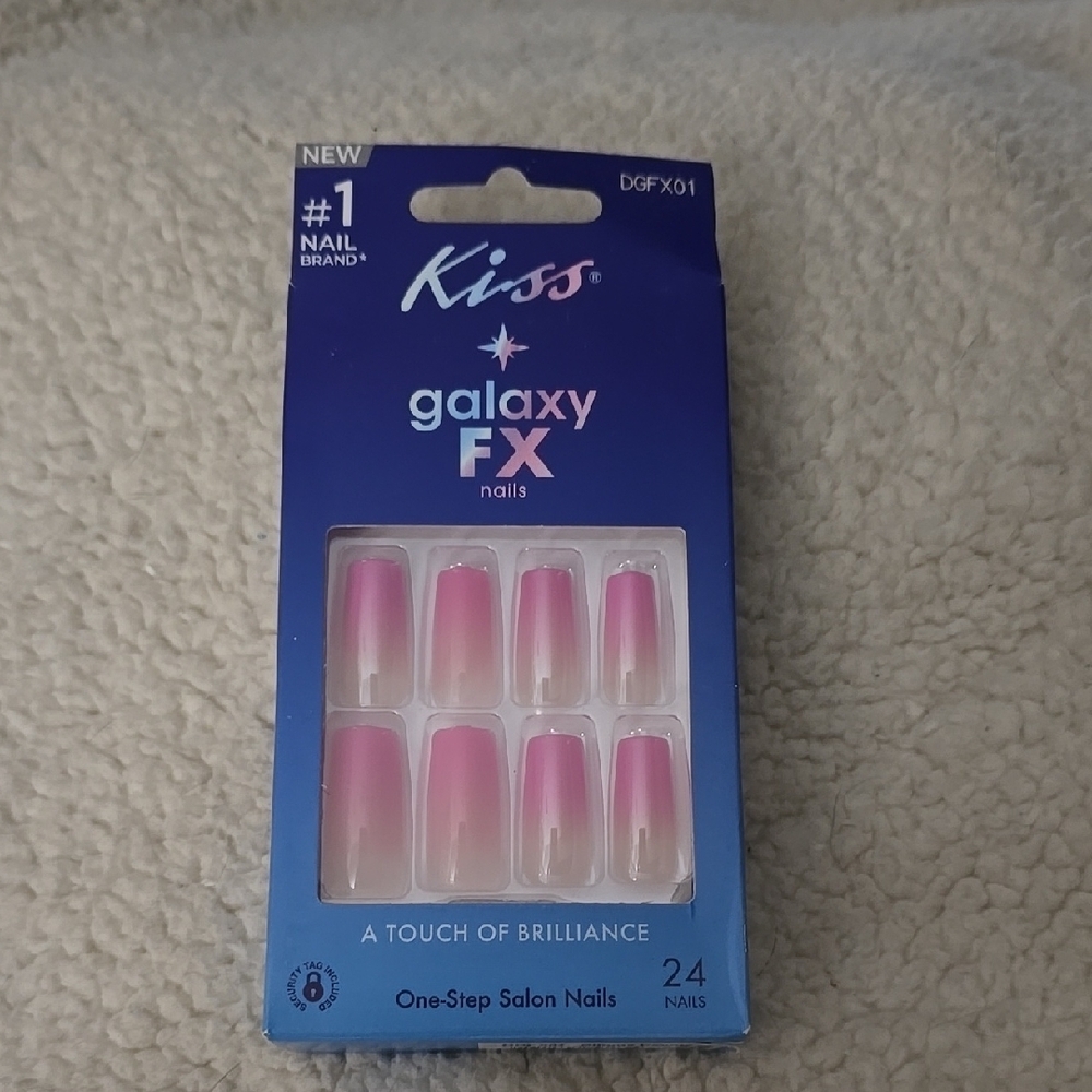 Kiss Galaxy FX Pink Nails